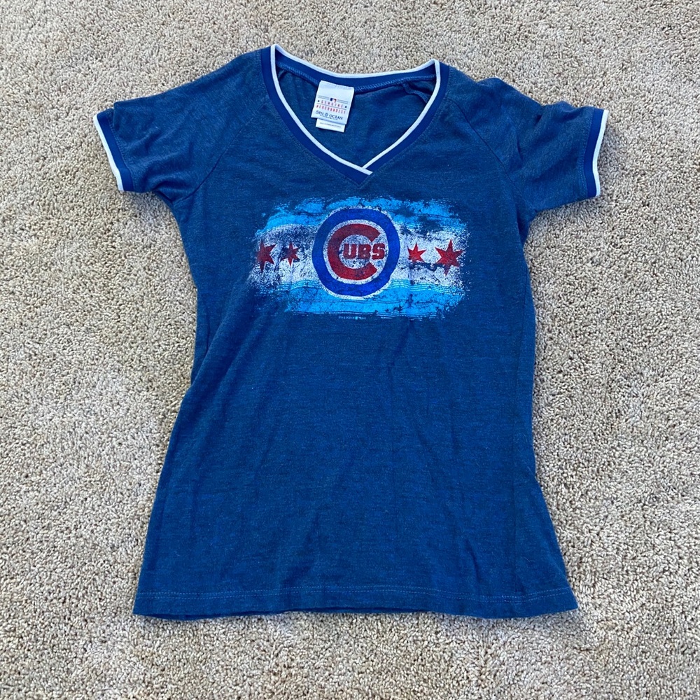 cubs shirt mixed with illinois flag
